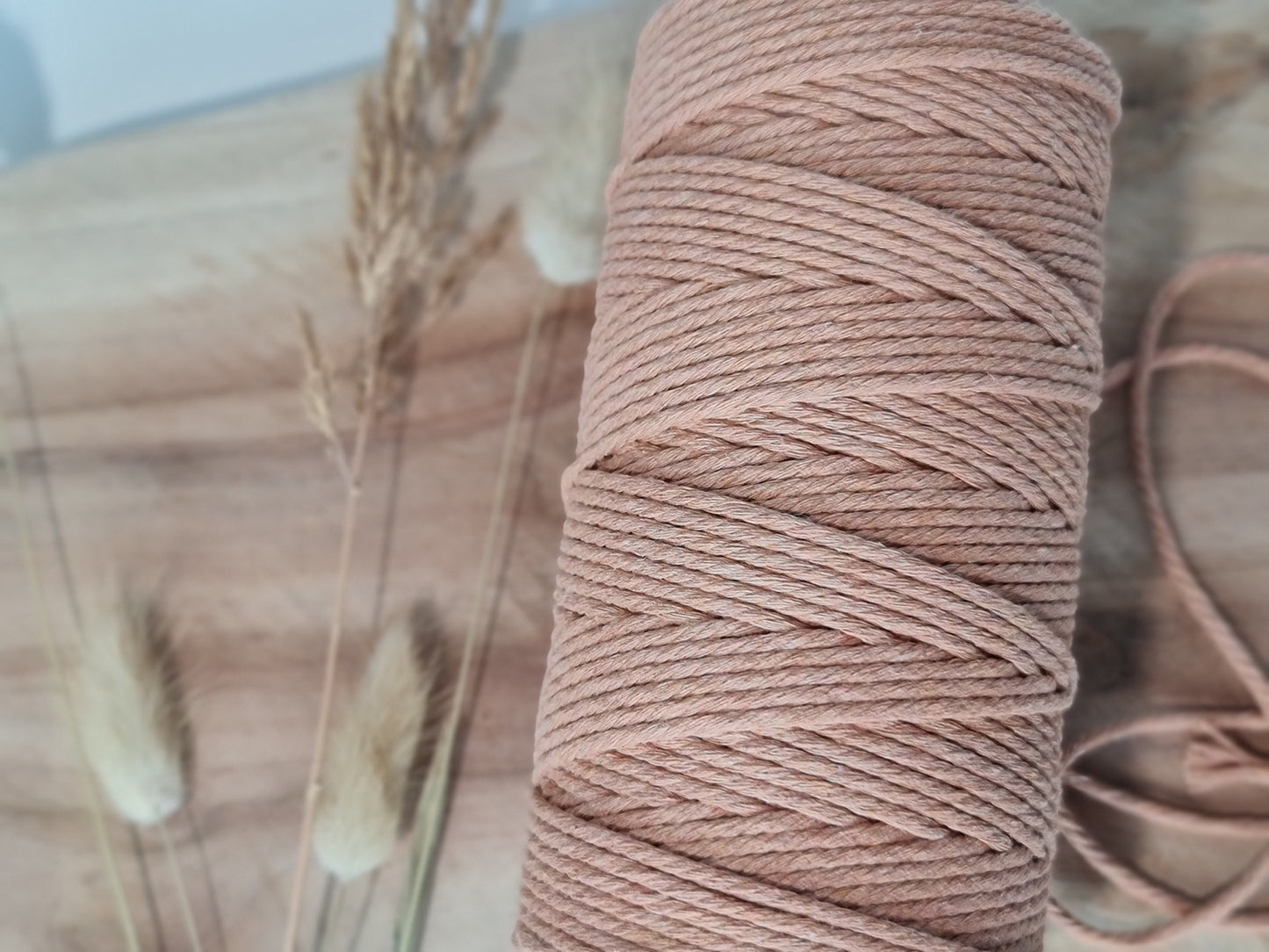 Wandbehang "3er Feder" aus Makramee