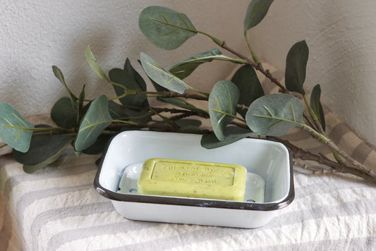 Set: Seifeschale Emaille rechteckig mit Savon de Marseille